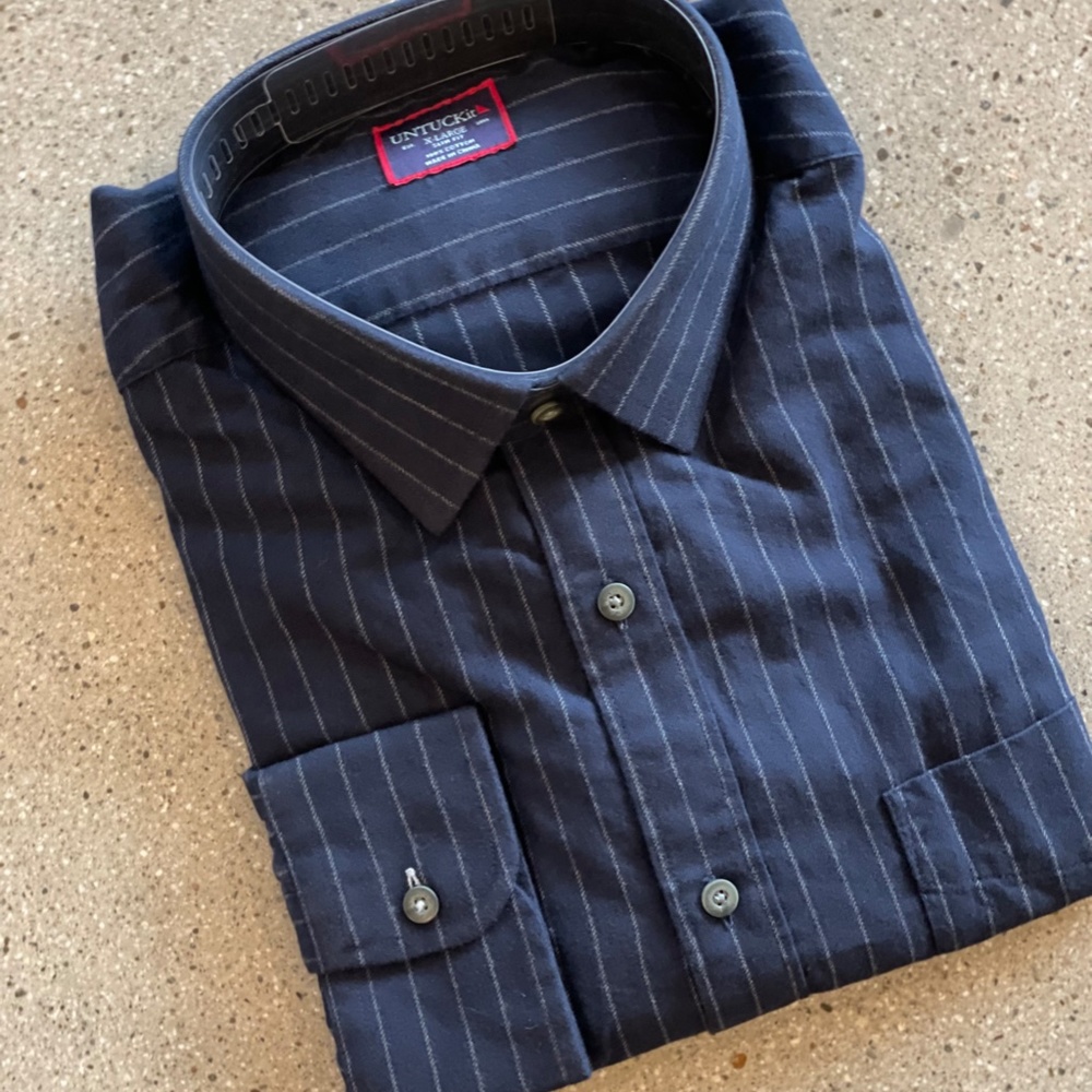 NWT UNTUCKit Meridian Untucked Shirt for Men Long Sleeve, Navy & White Pinstripe